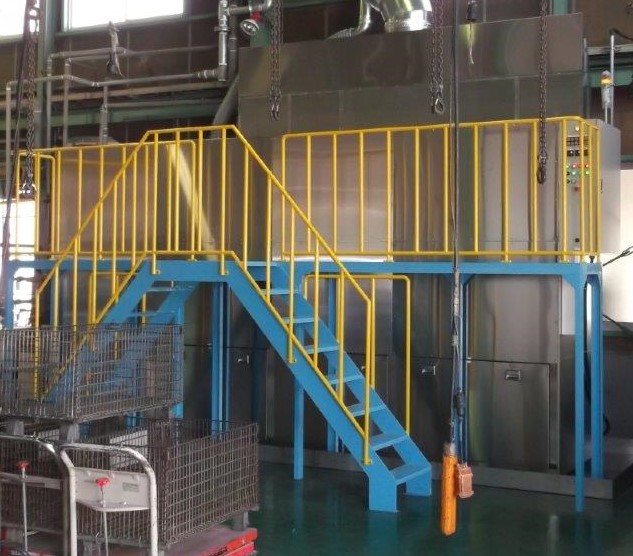 水系・有機溶剤系洗浄機